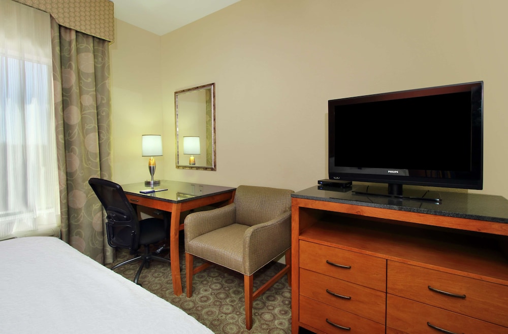 Hampton Inn & Suites Buffalo - photo 10