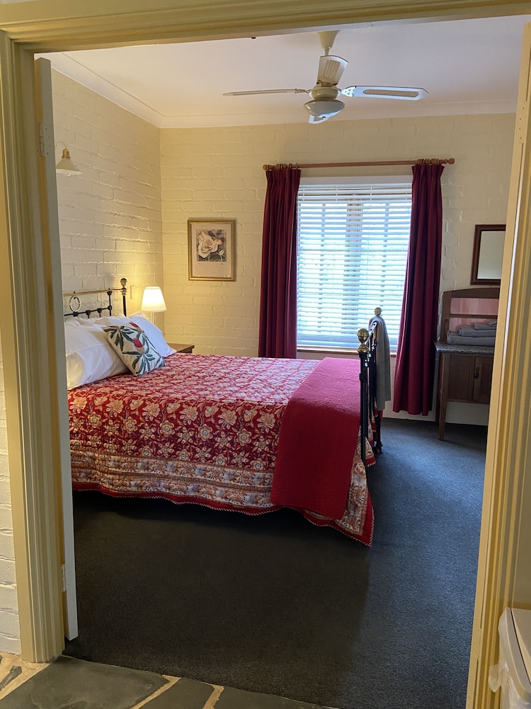 Battunga Cottages — Adelaide — photo 4