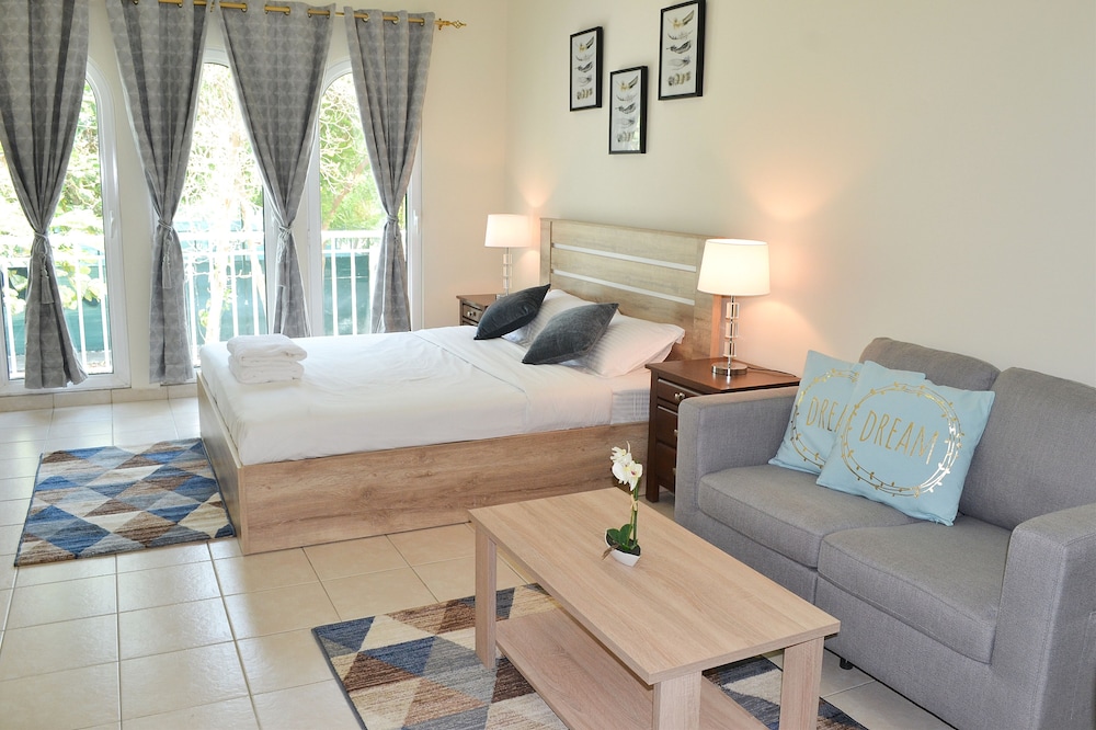 NMR New Spacious Studio flat — 4-Star Luxury Hotel in Dubai, United Arab Emirates