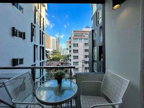 Stylish Premier 1BR Ultra Fast Wifi BTS Nana