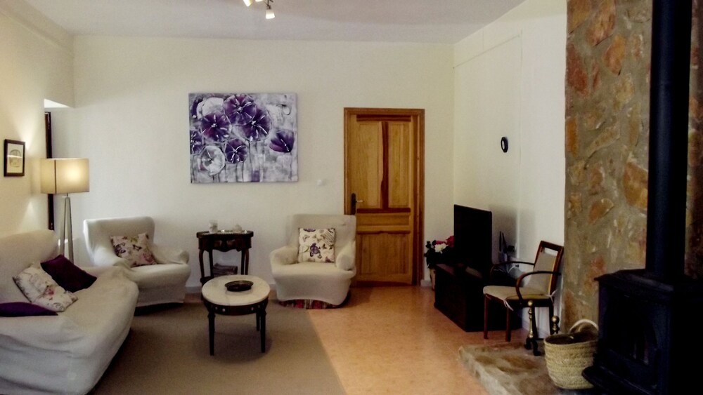 El Descanso Del Monje — 4-Star Luxury Hotel in Barx, Spain
