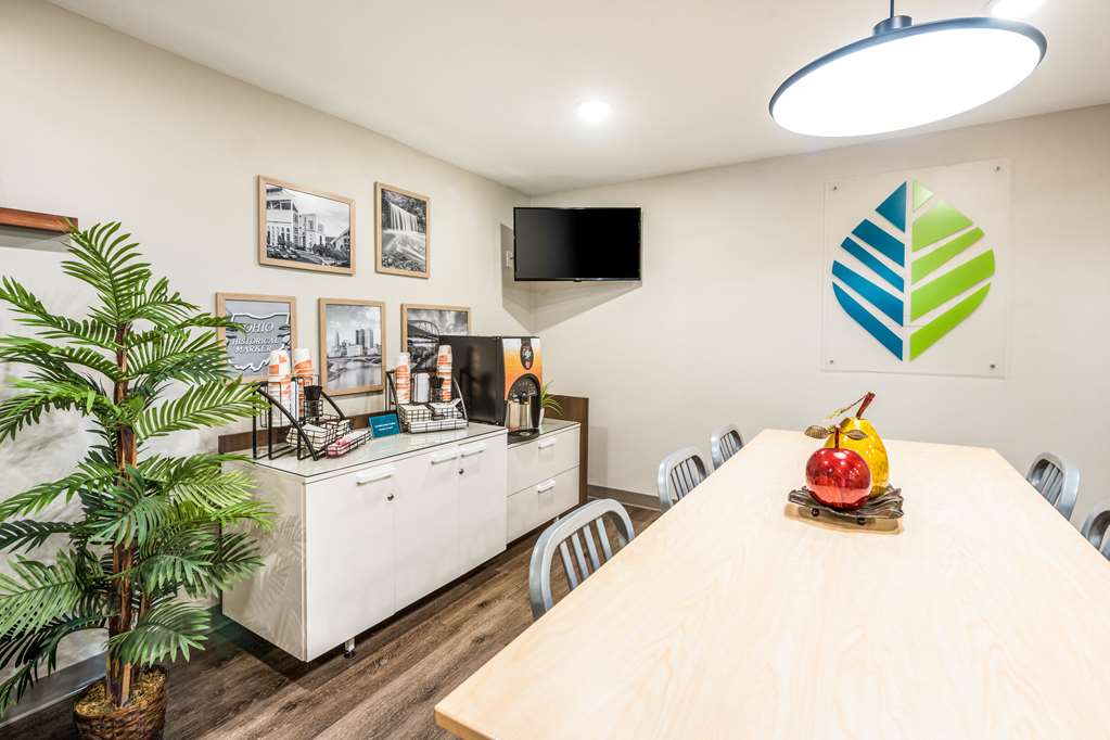 WoodSpring Suites Columbus West Hilliard - photo 7