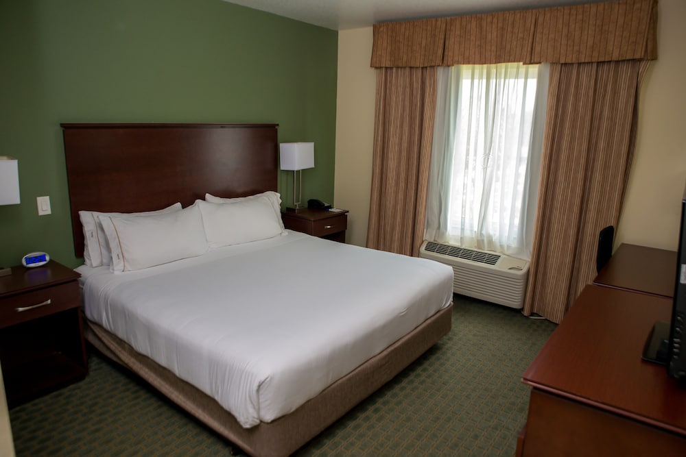 Holiday Inn Express & Suites Cocoa by IHG - photo 18