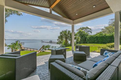 The W in Green Cove Springs — Fleming Island — photo 5