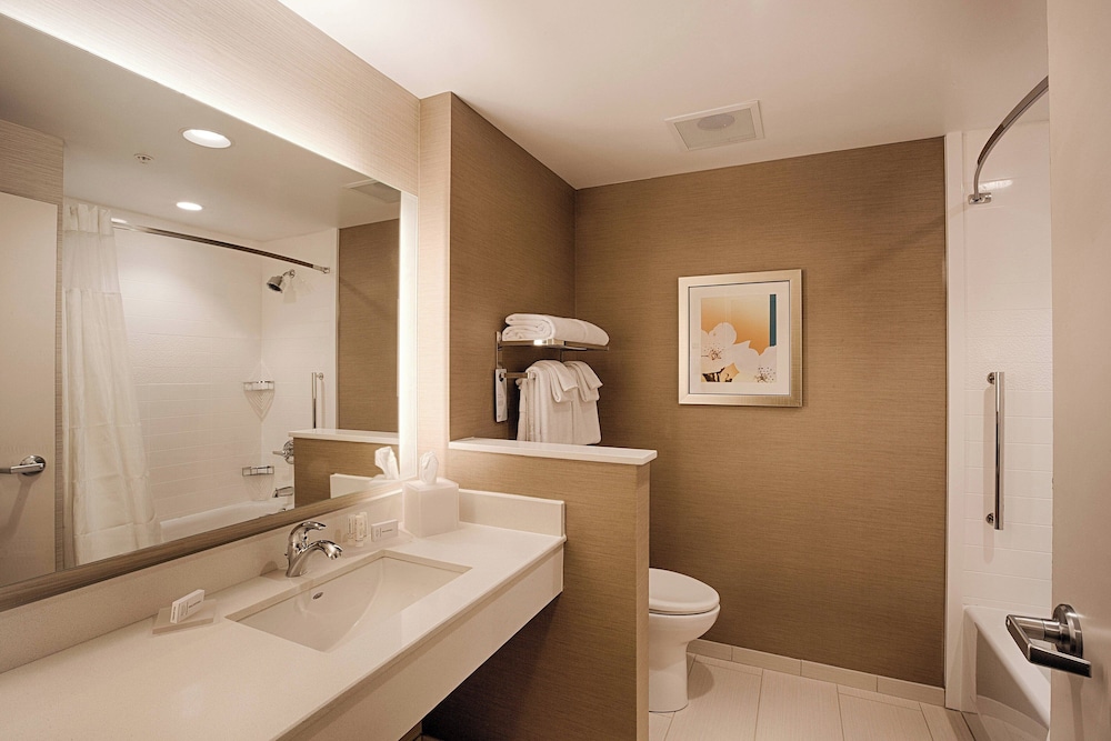 Fairfield Inn & Suites by Marriott Clearwater Beach - photo 15