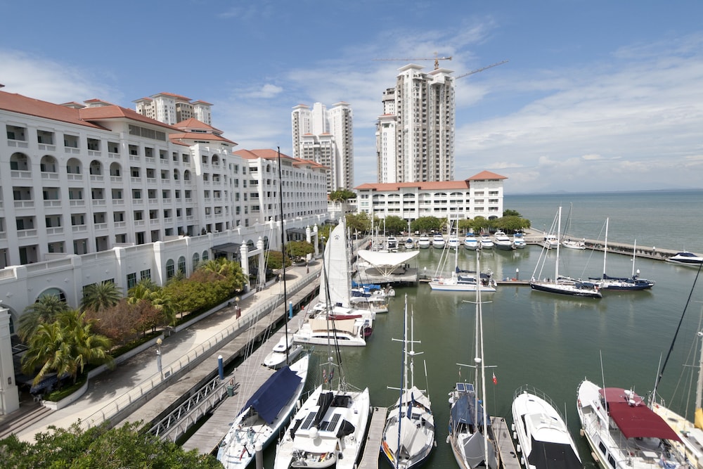 Profolio @ Straits Quay - last minute hotel in George Town