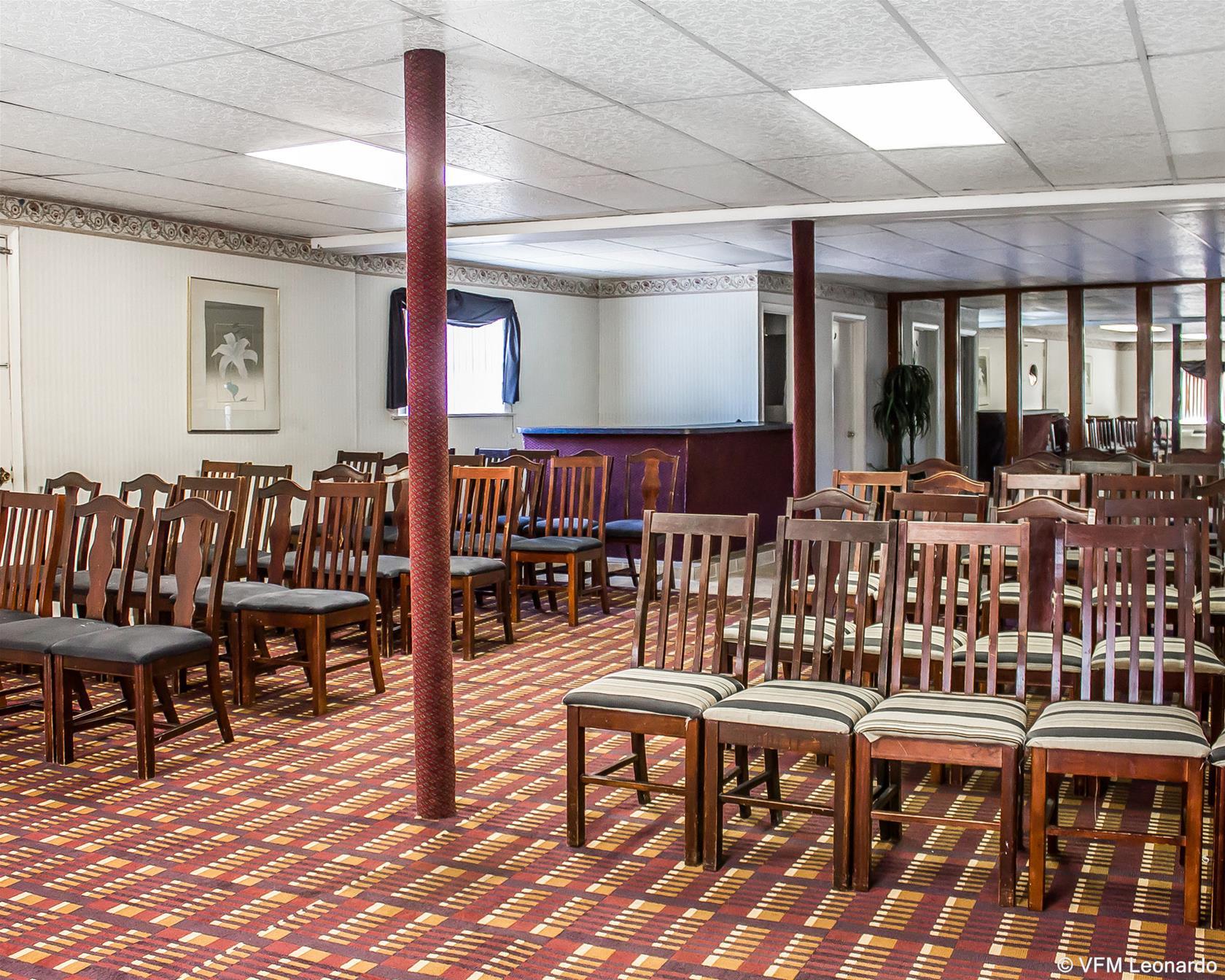 Economy Inn East Hartford CT - photo 37