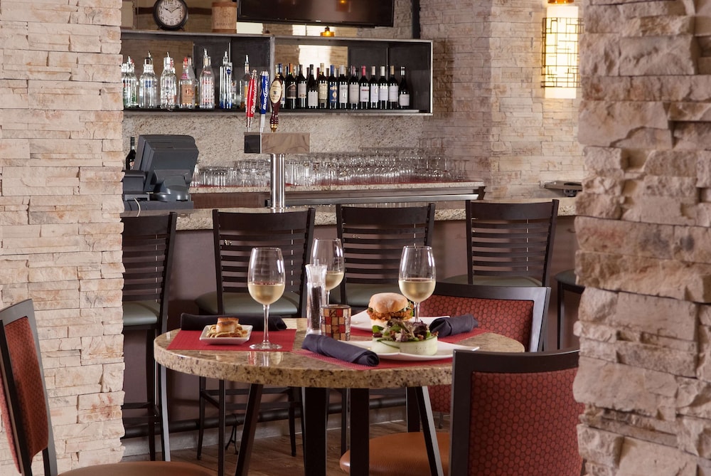 Embassy Suites by Hilton Nashville Airport - photo 45