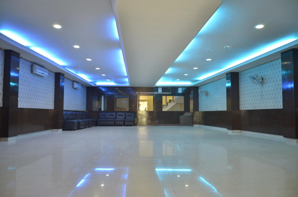 S P International - last minute hotel in Lucknow