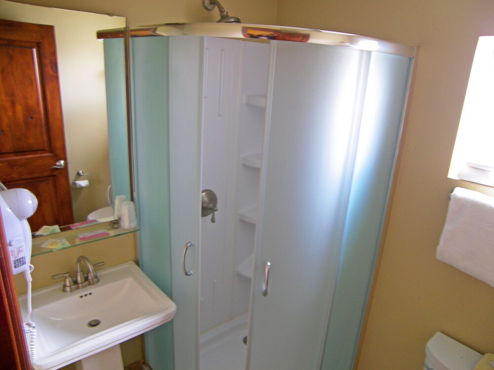 BackCountry Inn - photo 13