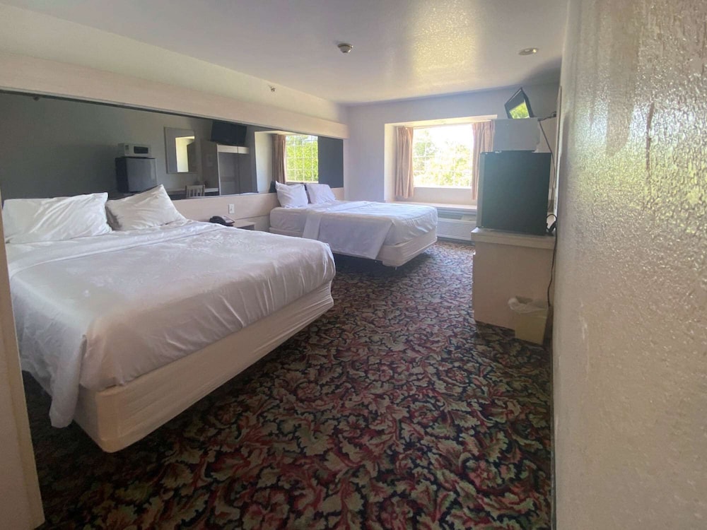 Motel 6 McAlester OK South - photo 8
