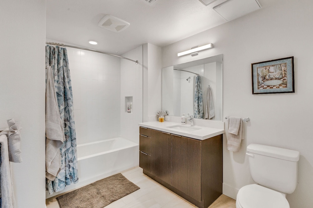 Suitesrus Apart Hotel Near Dodgers Stadium - photo 22