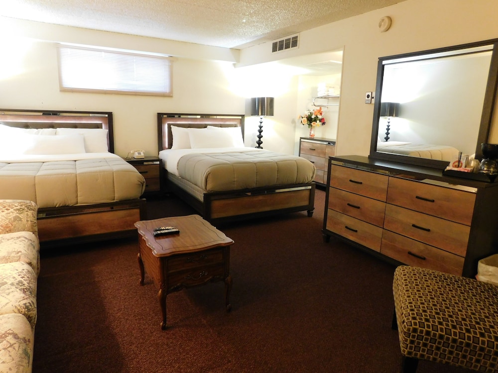 Drifter Motel — Meriden