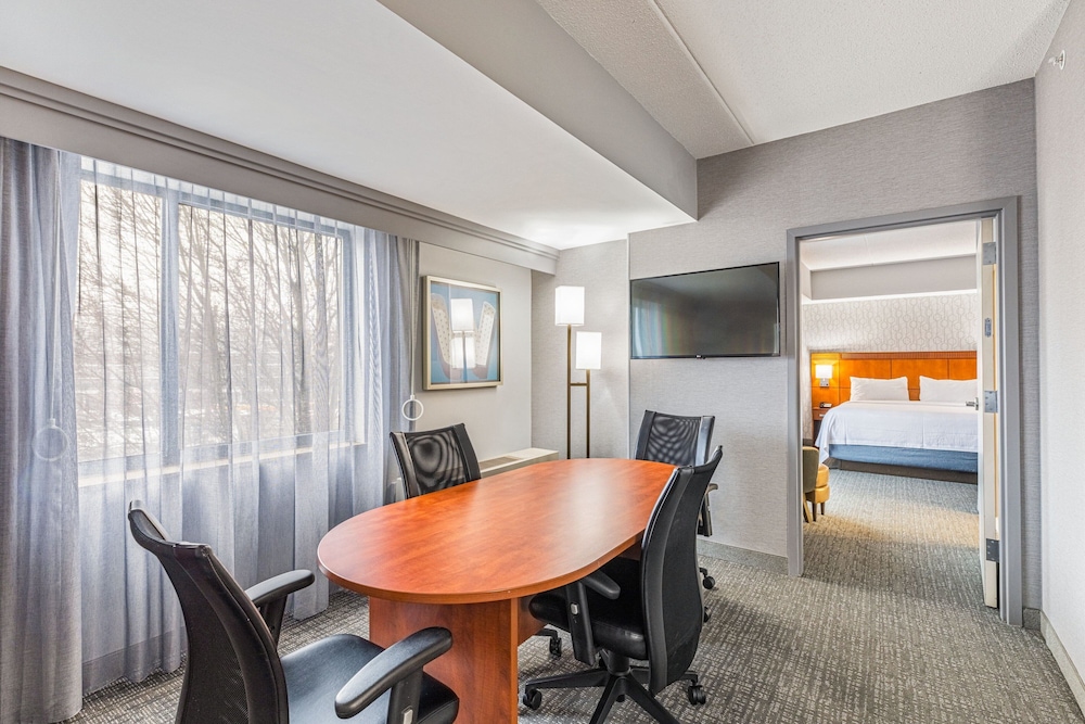 Courtyard by Marriott Boston Waltham - photo 19