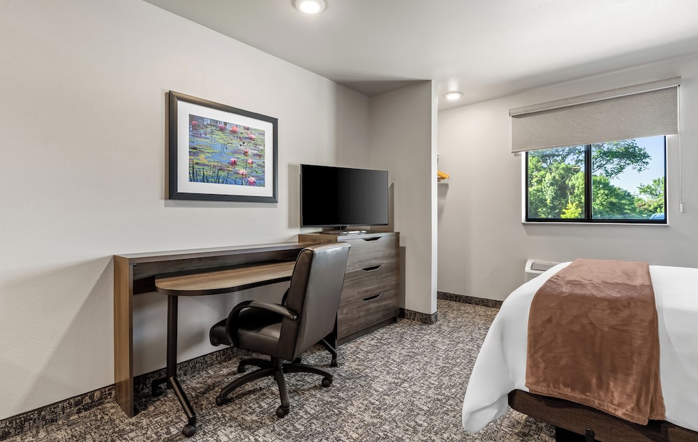 My Place Hotel Bentonville Rogers AR - photo 15