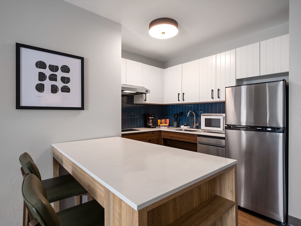 Staybridge Suites Rochester University by IHG - photo 7
