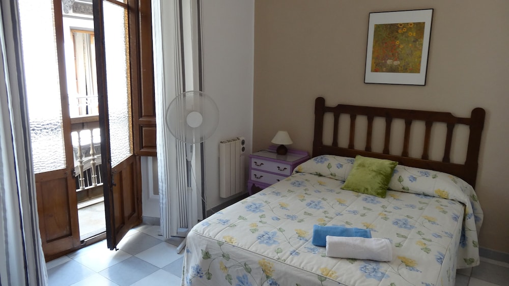 Alla - carbon neutral hotel in Kamyshin