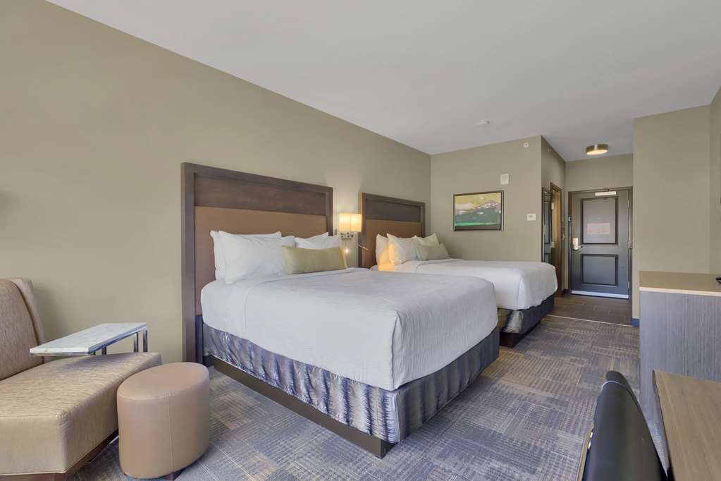Best Western Plus Fillmore Inn & Suites - photo 22