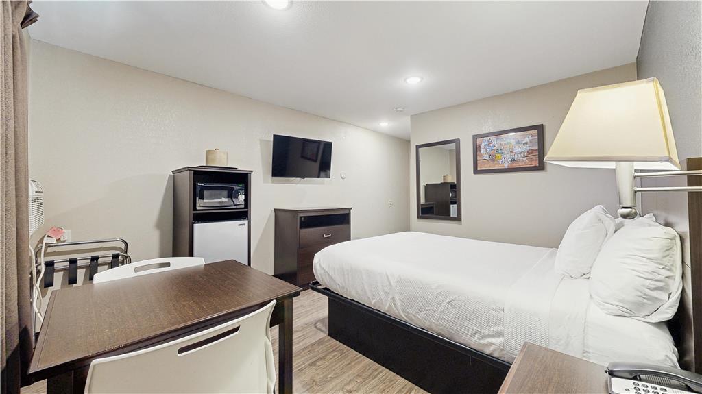Red Lion Inn & Suites Olathe Kansas City - photo 11