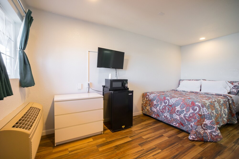 Berkeley Inn - photo 15