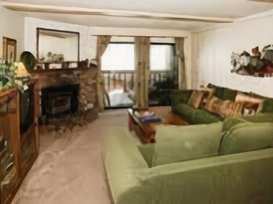 Summit by Grand Mammoth Resorts in Mammoth Lakes, United States