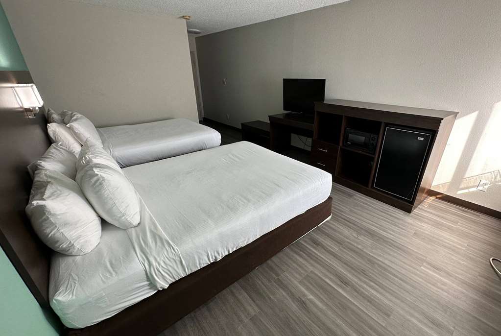 Baymont by Wyndham North Myrtle Beach - photo 15