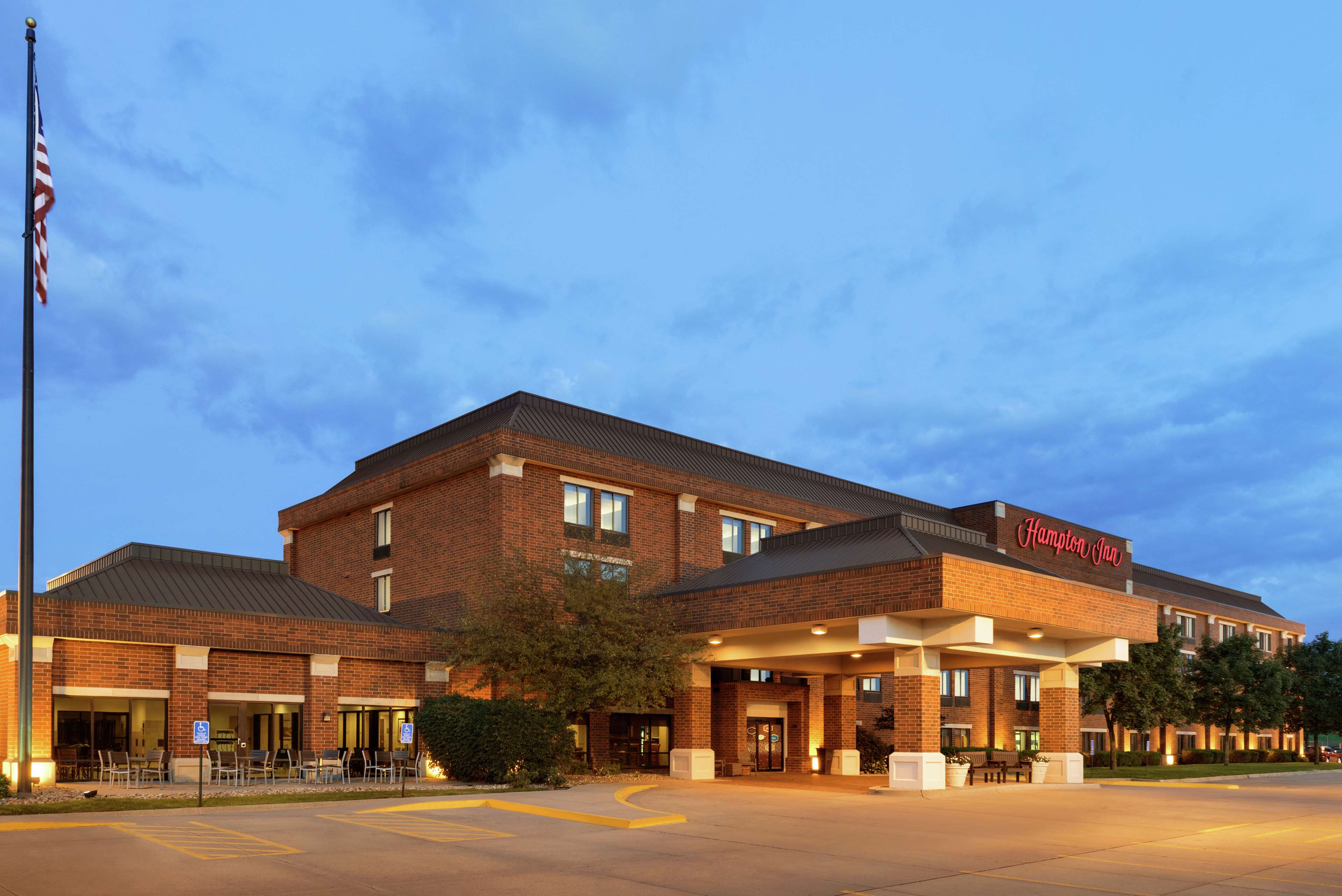 Hampton Inn West Des Moines Lake Drive - featured photo