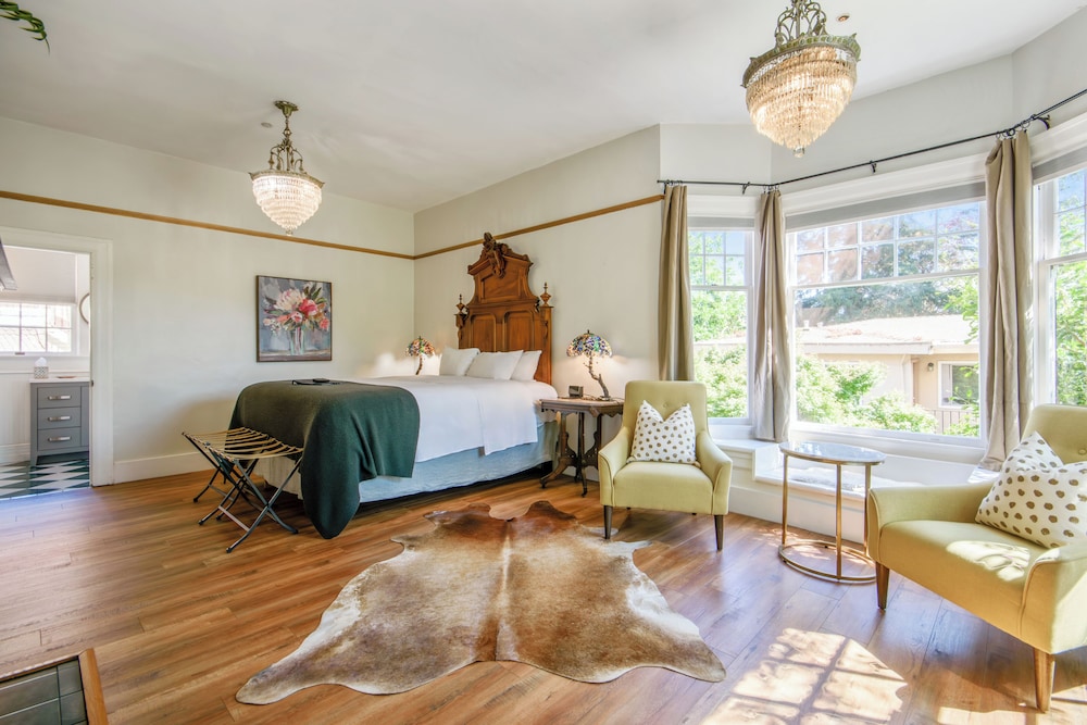 Cedar Gables Inn - photo 15