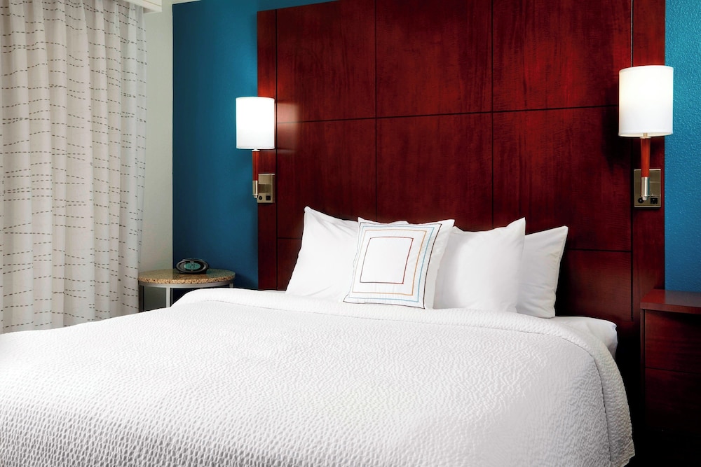 Residence Inn by Marriott San Antonio Six Flags at The Rim - photo 7