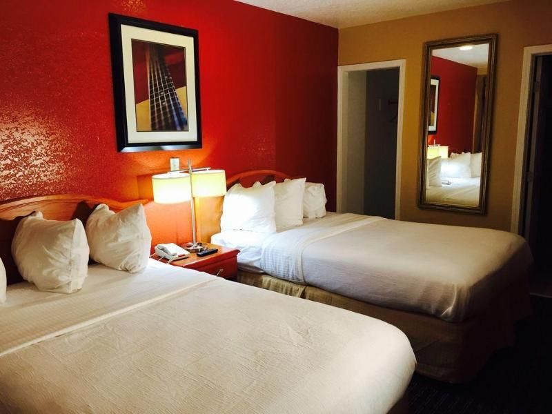 Vista Inn & Suites Memphis - photo 2
