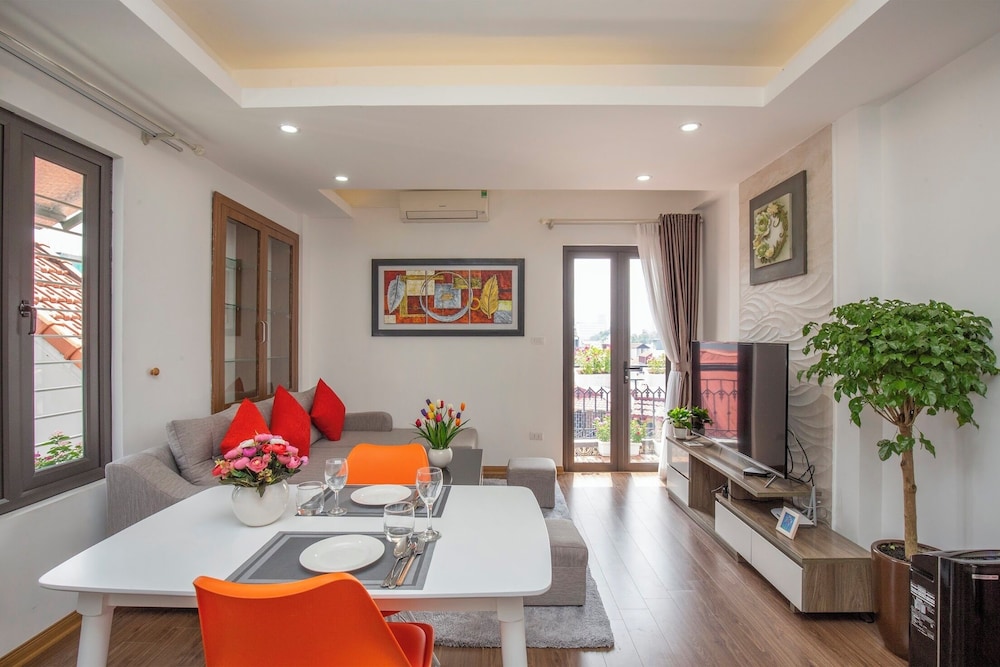 Sumitomo2 Apartments for Japanese — 4-Star Luxury Hotel in Hanoi, Vietnam