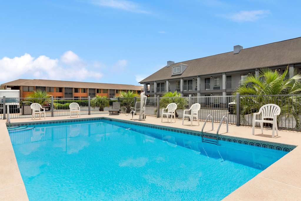 Baymont by Wyndham Warner Robins - photo 10