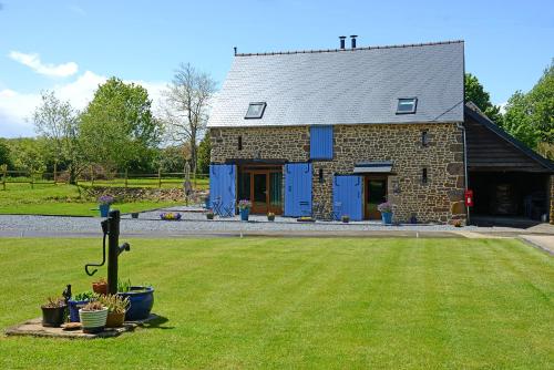 La Martinière - carbon neutral hotel in Ernee