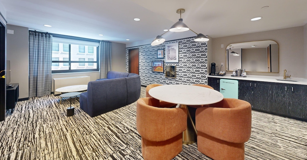 Hotel Indigo Minneapolis Downtown an IHG Hotel - photo 65