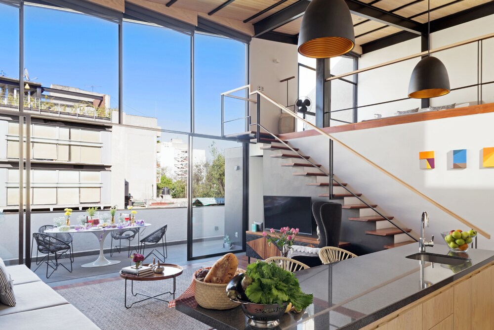 The Local Way Condesa. Laredo 18 — 4-Star Luxury Hotel in Mexico City, Mexico