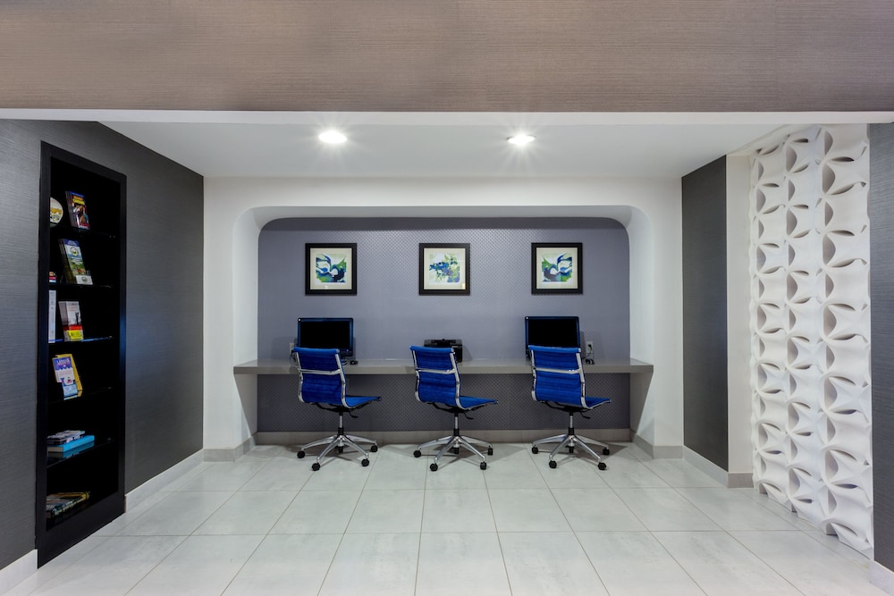 Holiday Inn Express & Suites Cooperstown by IHG - photo 18