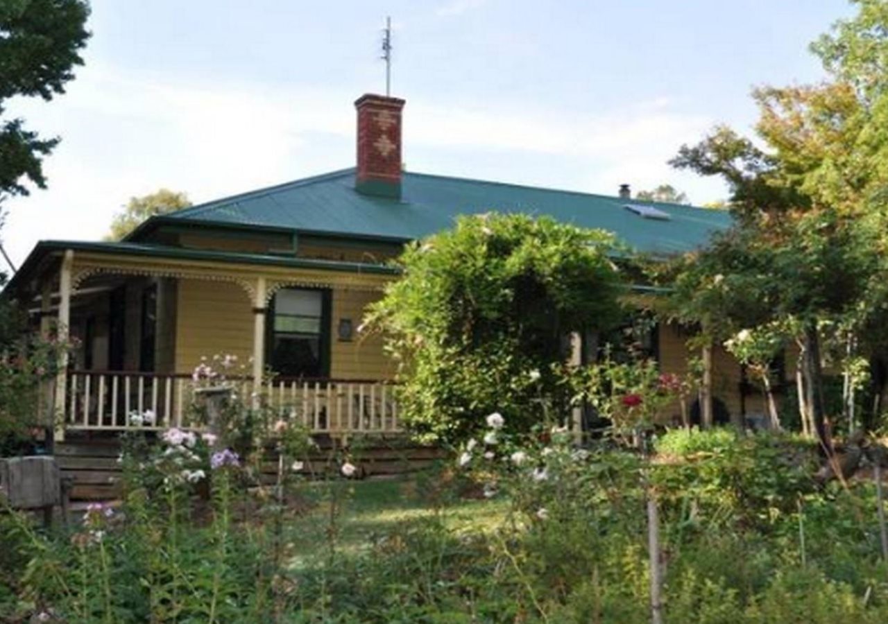 Ellie Mae's Bed and Breakfast Bright — 5-Star Luxury Hotel in Bright, Australia