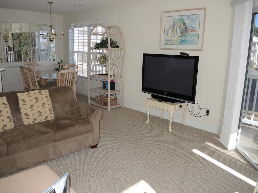 Family Friendly Condo 1504M with Resort Golf Course Onsite by RedAwning - photo 13