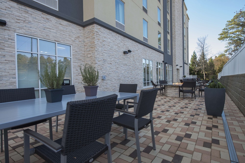 Hampton Inn Greenville I 385 Haywood Mall - photo 27