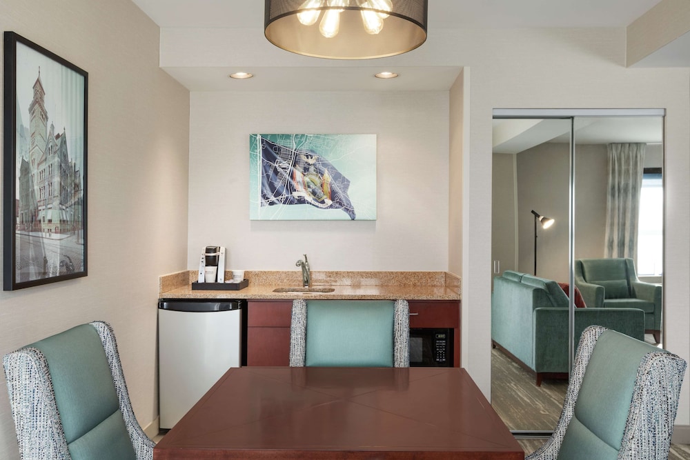 Hilton Garden Inn Troy - photo 32