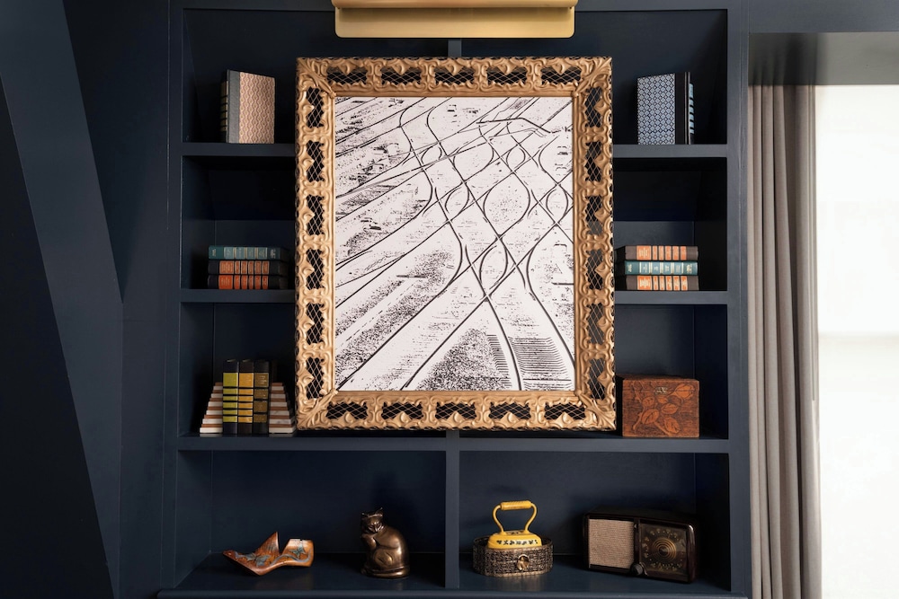 The Union Station Nashville Yards Autograph Collection - photo 48