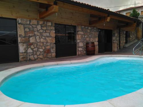Gemelas Del Duraton pet-friendly hotel Castro De Fuentiduena