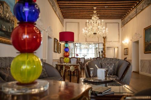 Palazzo Dei Mori - last minute hotel in Venice