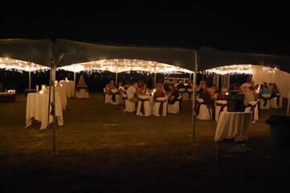 Lefevre Inn and Resort - photo 38