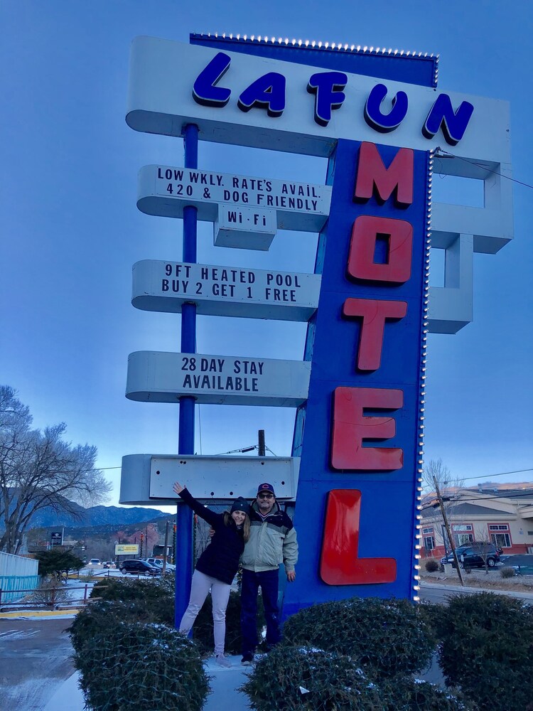 La Fun Motel - photo 50