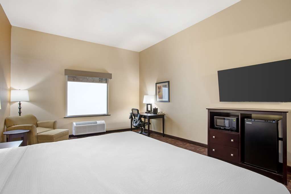 Best Western Plus Goliad Inn & Suites - photo 21