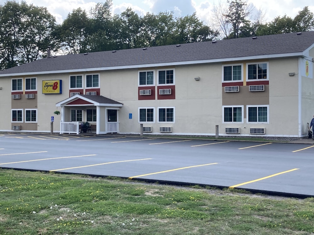 Super 8 by Wyndham Chisago City - photo 39