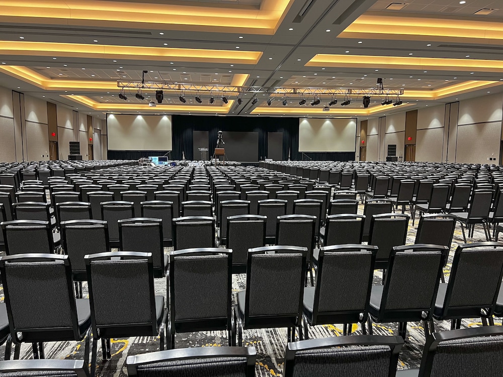Crowne Plaza Kearney by IHG - photo 89