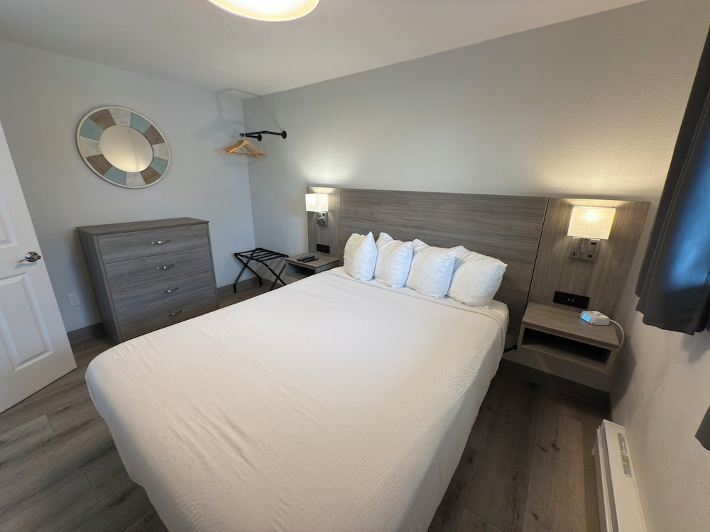 West Beach Suites - photo 43