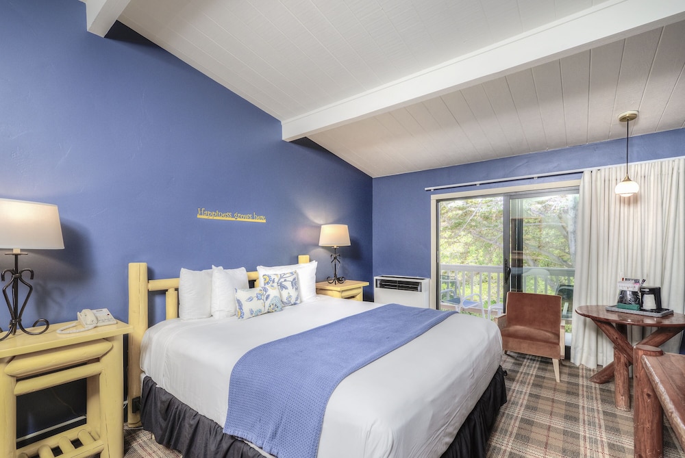 Carmel River Inn & Cottages - photo 17